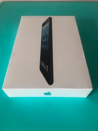 iPad mini 16G first generation (black) - brand new, View more