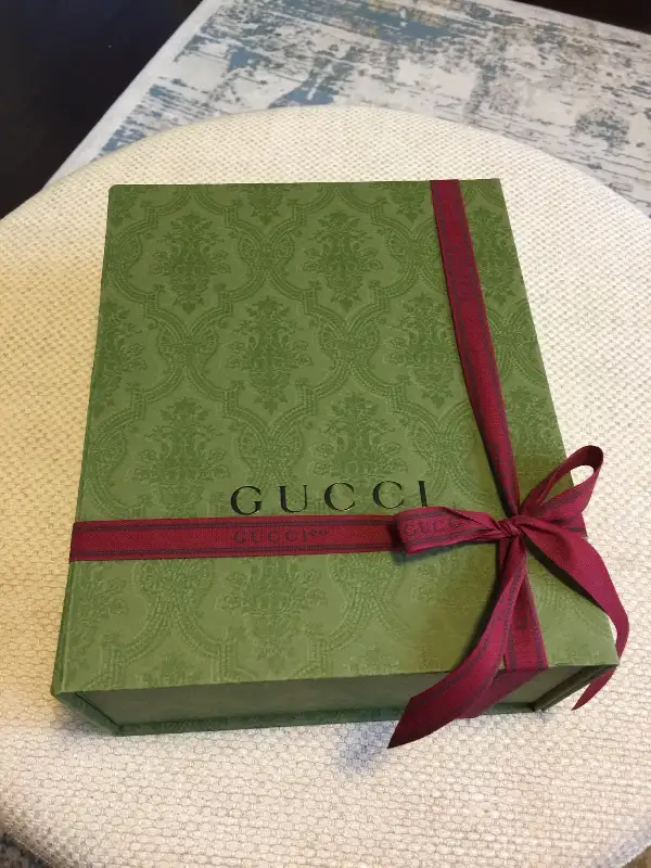 GUCCI Soho Disco Bag Authentic in Women's - Bags & Wallets in Ottawa - Image 6