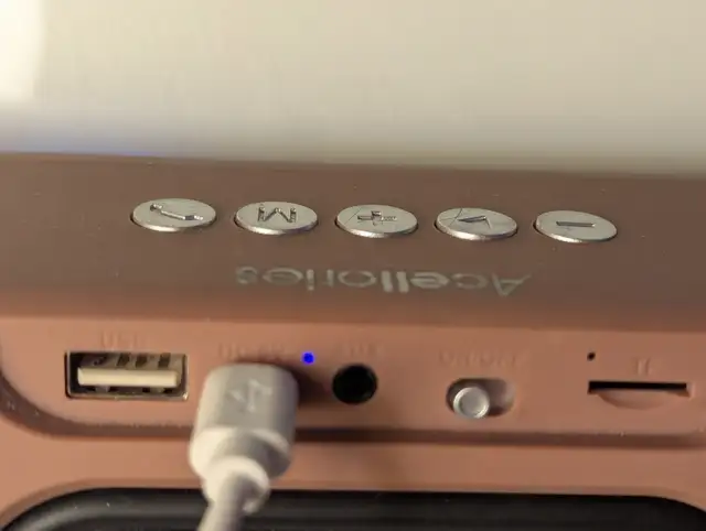 Bluetooth Speaker FM Radio535274774406123526
