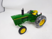 1/16 john deere 2020 tractor with chains toy