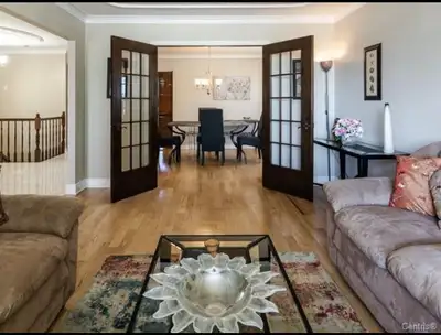 4 bedroom 3 bathroom apartment