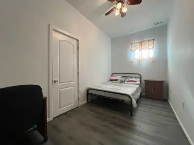 All inclusive Room - for MALE - General Hospital – Oak Ave - NOW