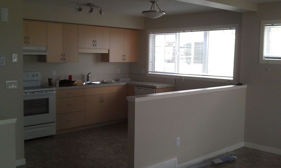 3 bed/1.5 bath Townhouse in Harbour Landing available Nov,1 5