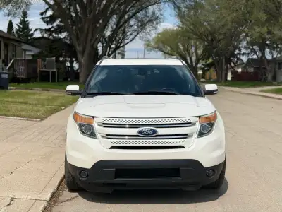 Ford Explorer 2013 Limited Fully Loaded 7 Seater Leather Interior Seat Heated Seat Ac and Heat works...