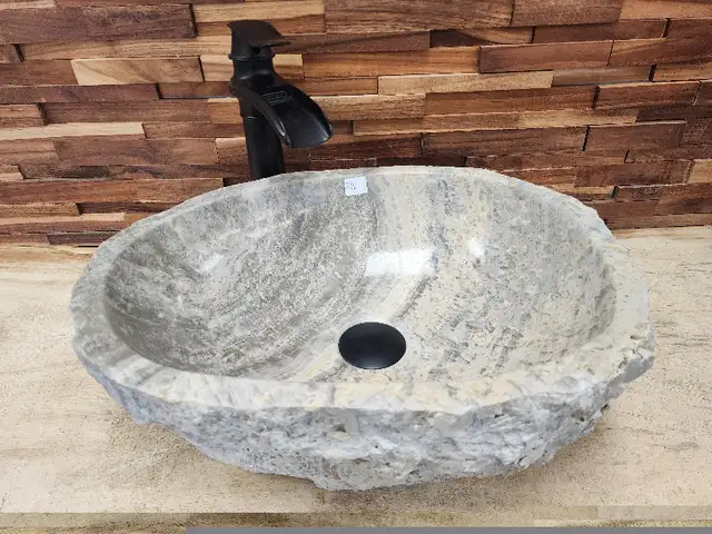 Les plus belle vanités sont sur mesure a vôtre goût ! in Bathwares in Laval / North Shore - Image 6