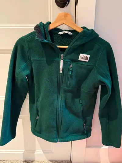 Boys north face fleece jacket size 10/12, View more