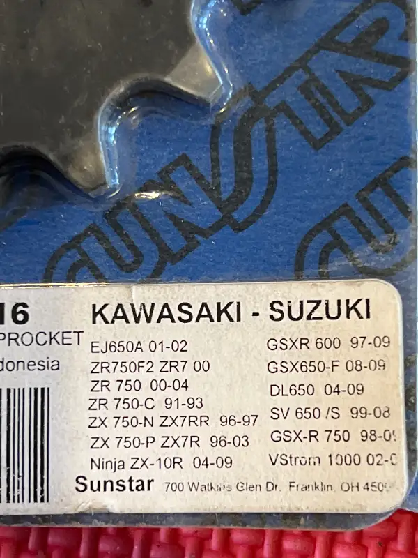 Suzuki Kawasaki front drive gear sprocket 525 Pitch 16 t 40416 in Other in Barrie - Image 4