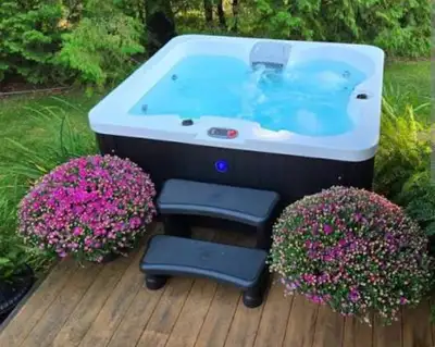HOT TUB REMOVALS  WITH THE BEST PRICE CALL 647 858 3862, View more