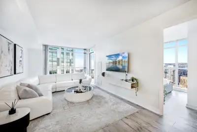 Beautiful and spacious 1-Bedroom condo available for rent on a short-term or long-term basis in the...
