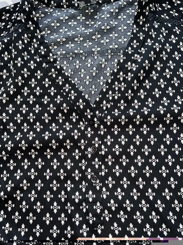 George Women’s Black Pattern Long Sleeve Dress Shirt in Women's - Tops & Outerwear in Oshawa / Durham Region - Image 4