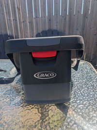 Graco car seat base attachment 