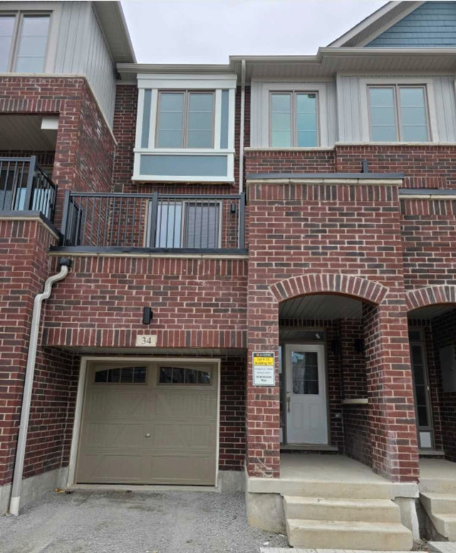 Townhouse for lease near Durham college in Long Term Rentals in Oshawa / Durham Region