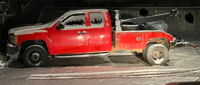 2009 Chevrolet Silverado 3500 Tow Truck With Vulcan Full Wrecker With Boom Great For Parts Truck Or...