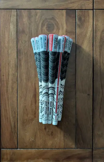 Golf Pride MCC Align Standard Grips, Set of 13, View more