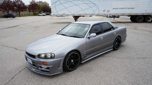 2000 Nissan Skyline