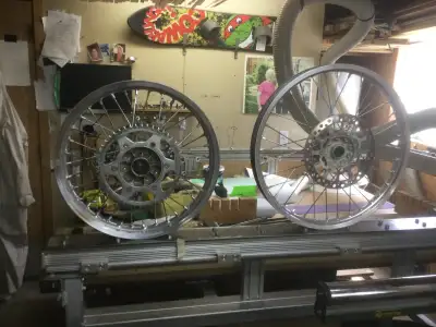 DRZ 400 E rims only. Were bought to change my DRZ 400 SM into a more dirt friendly version but sold...