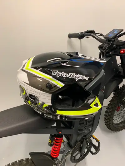 2, Almost New, E-Bike Helmets, MTB, Street or off Road, View more