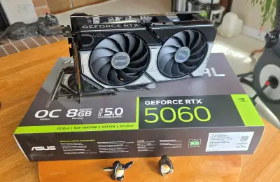 GeForce Dual RTX 5060 8GB OC - Gaming/Editing GPU, View more