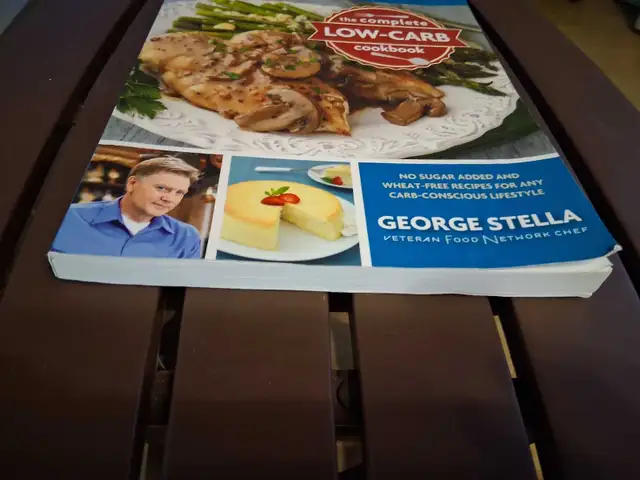 George Stella Low-Carb Cookbook in Non-fiction in Cornwall - Image 4