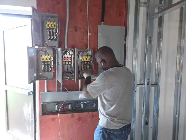 Master electrical services425693093256898564