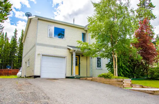 Fully furnished 3-Bdrm, 1-Bath family home in Granger