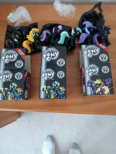 My Little Pony Mystery minis, View more