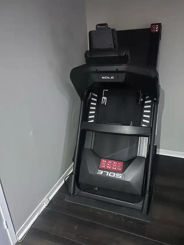 Sole F63493150905460992000