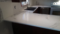 comptoir en epoxy imitation granite quartz marbre