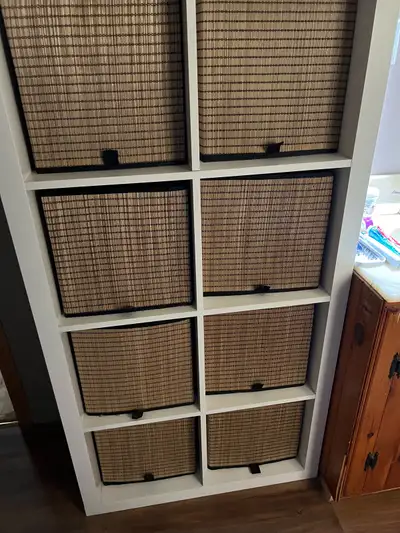 Baskets included