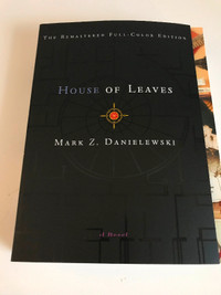House of Leaves by Mark Danielewski