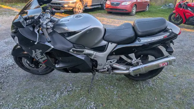 2005 Suzuki Gsx1300r Hayabusa in Sport Bikes in Bridgewater - Image 4