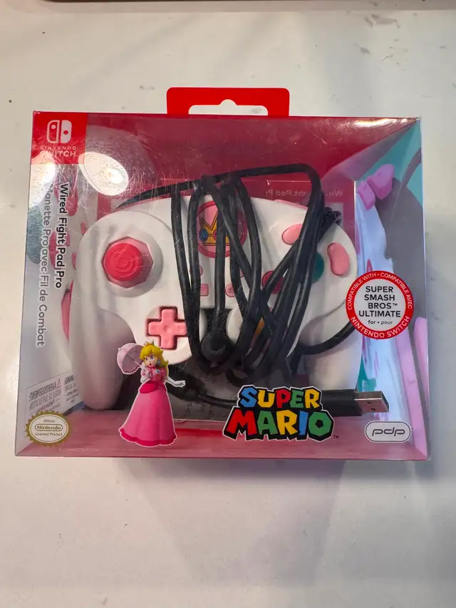 Nintendo Switch Controller in Nintendo Switch in Laval / North Shore - Image 5