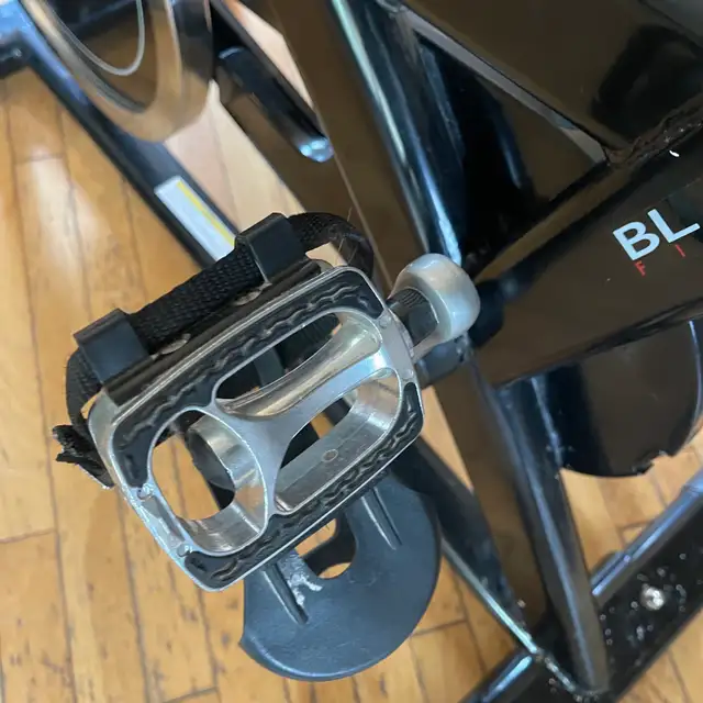 Spinning Bike / Exercise Bike532105296809175044