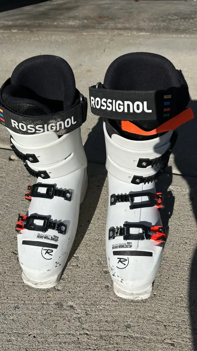 Rossignol Hero Pro ski boots 275 in Ski in Calgary - Image 2