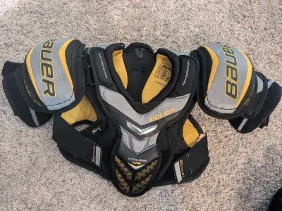 Bauer Total One Nxg Shoulder Pads Junior Small