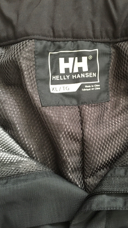 Brand New Men’s XL Helly Hansen Snowboarding Pants dans Ski  à Ville de Vancouver - Image 2
