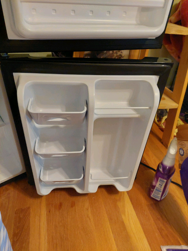 Arctic King two door mini fridge/freezer Refrigerators Lethbridge