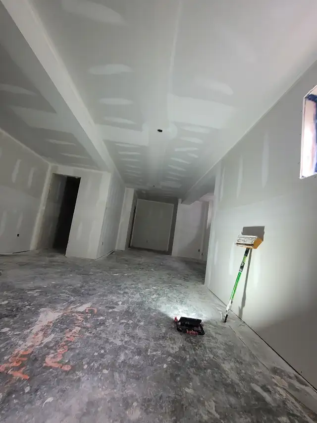 Drywall taping paint529836177003663364