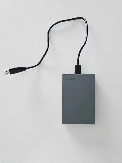 Xbox seagate 4Tb harddrive used like new, View more