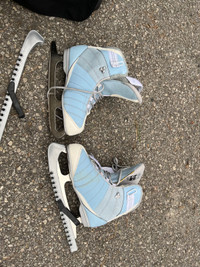 Women’s Bauer skates (size 10) and carry bag