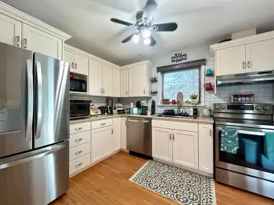 Modern 3 Bed 1 Bath