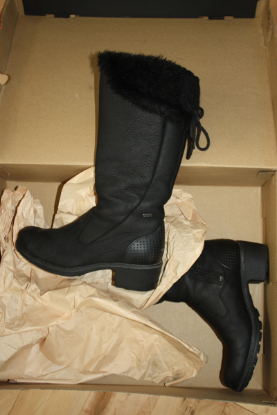 Bottes Hiver Femme Neuves Merrell, View more