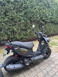 Yamaha scooter