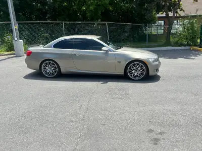 Tires are new only drove on the 3000 this summer Very nice rims pattern 5/120 text me for more infos...