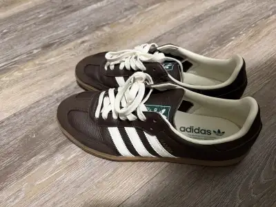 Adidas Samba brown , View more