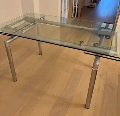 Structube Europa Table, View more