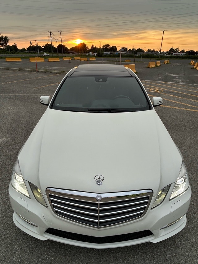 Mercedes-Benz E-Class Sedan