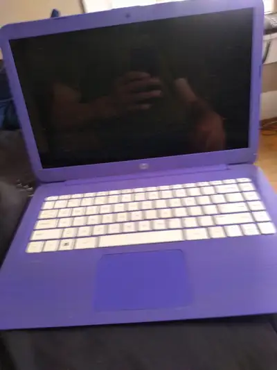 selling a HP Google Chrome laptop, View more