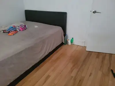 Grand 51/2 sous sol dans le quartier petit Maghreb dans un quadruplex sur la 14em avenue près de tou...