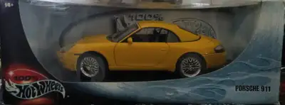 M.i.b I'm selling a 1/18th Scale Hot Wheels Porsche 911. I'm asking $30 Cash Only and Pickup Only. B...